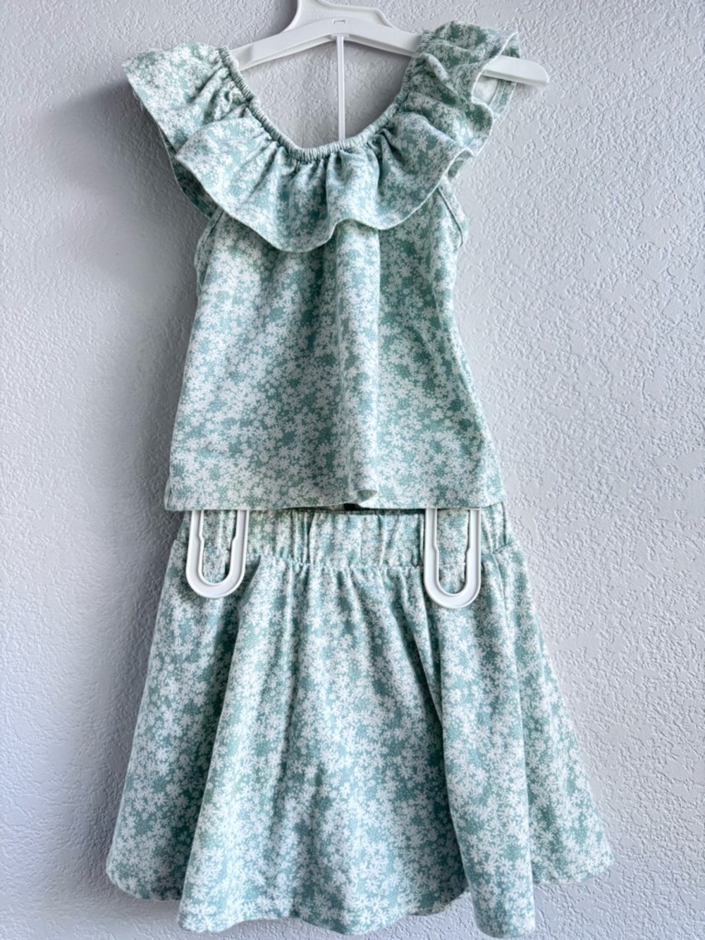 btween Mint Floral Ruffle Top & Skort Set. Size 5. - Picture 5 of 6